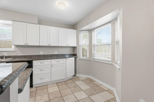 3214 Whitesail Drive, League City, TX 77573