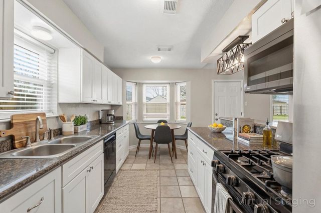 3214 Whitesail Drive, League City, TX 77573