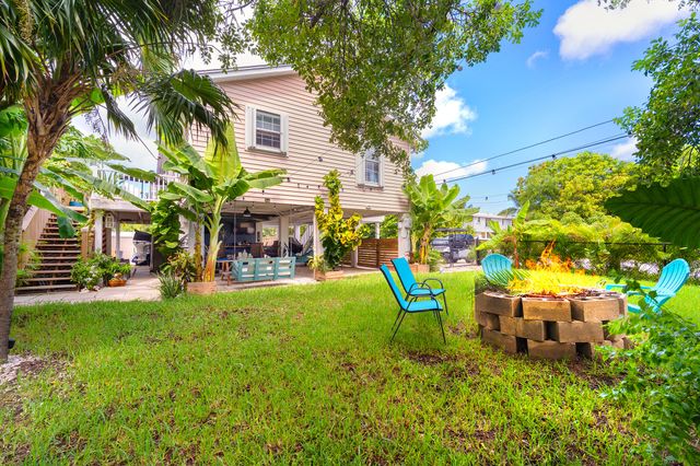 40 Munson Avenue, Ramrod Key, FL 33042