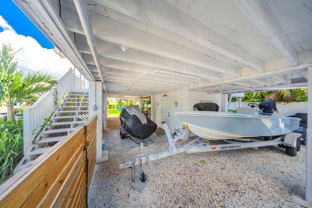 40 Munson Avenue, Ramrod Key, FL 33042