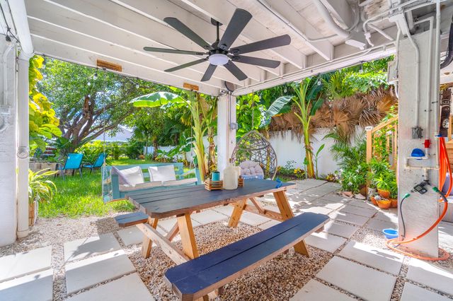 40 Munson Avenue, Ramrod Key, FL 33042