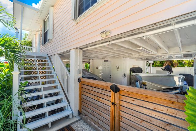 40 Munson Avenue, Ramrod Key, FL 33042