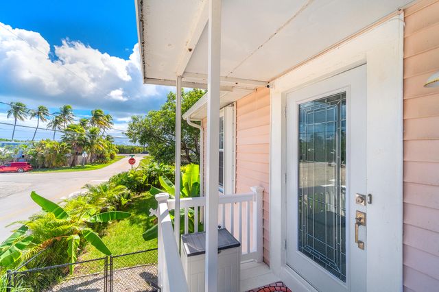 40 Munson Avenue, Ramrod Key, FL 33042