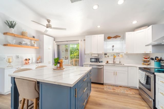 40 Munson Avenue, Ramrod Key, FL 33042