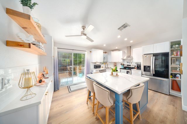 40 Munson Avenue, Ramrod Key, FL 33042