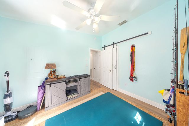 40 Munson Avenue, Ramrod Key, FL 33042