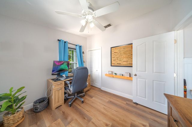 40 Munson Avenue, Ramrod Key, FL 33042