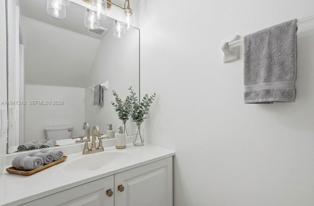 3914 SW 157th Ave 227, Miramar, FL 33027