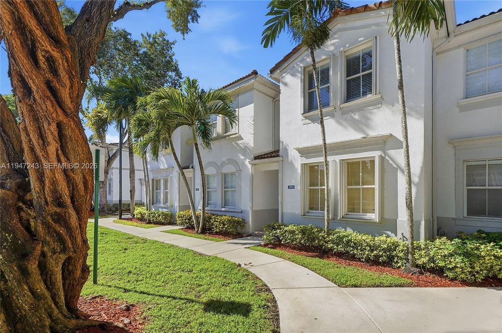 3914 SW 157th Ave 227, Miramar, FL 33027
