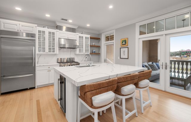 144 Fairbanks Oak Alley 2b, Daniel Island, SC 29492