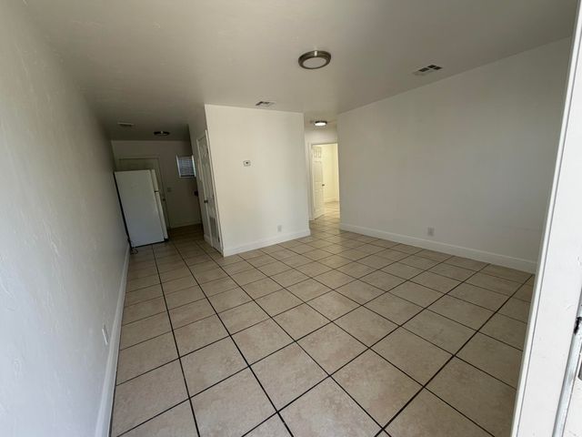 1021 Henrietta Avenue, West Palm Beach, FL 33401