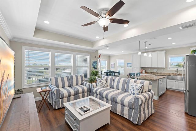 563 MOUNT PINEY AVENUE NE 691, St Petersburg, FL 33702
