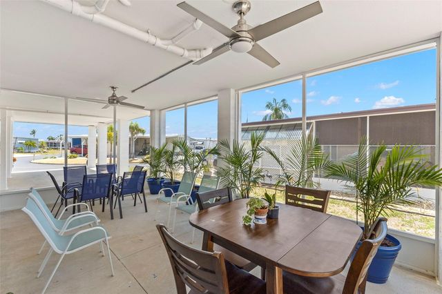 563 MOUNT PINEY AVENUE NE 691, St Petersburg, FL 33702
