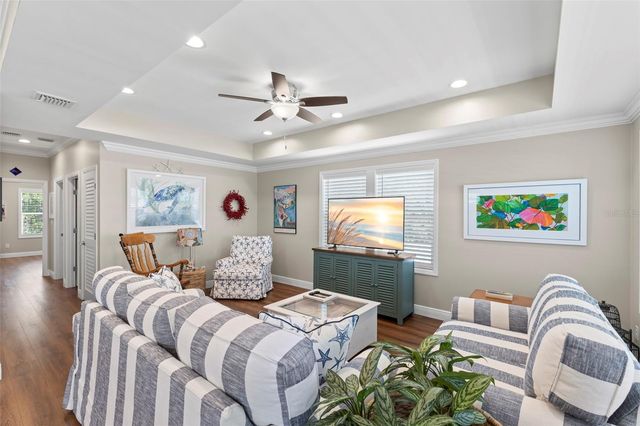 563 MOUNT PINEY AVENUE NE 691, St Petersburg, FL 33702