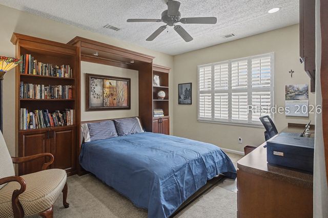 19 Wandering Daisy Dr, Bluffton, SC 29909