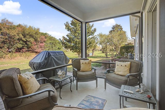 19 Wandering Daisy Dr, Bluffton, SC 29909