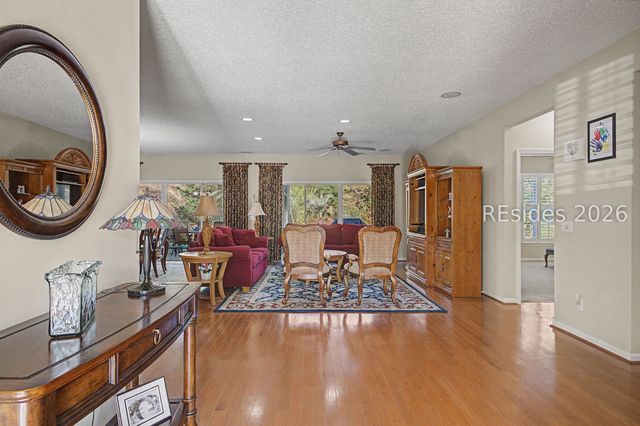 19 Wandering Daisy Dr, Bluffton, SC 29909