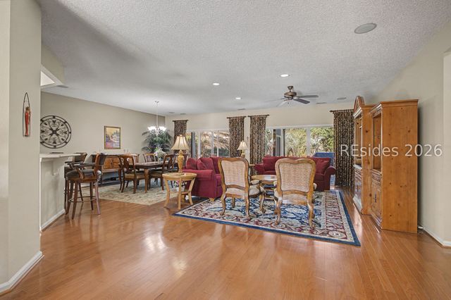 19 Wandering Daisy Dr, Bluffton, SC 29909