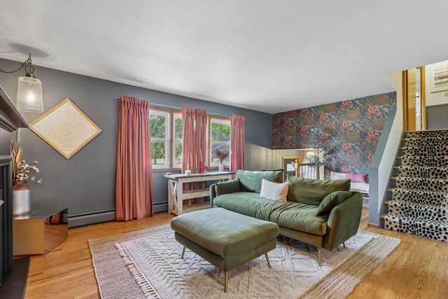 450 Rip Van Winkle DRIVE, Waukesha, WI 53186
