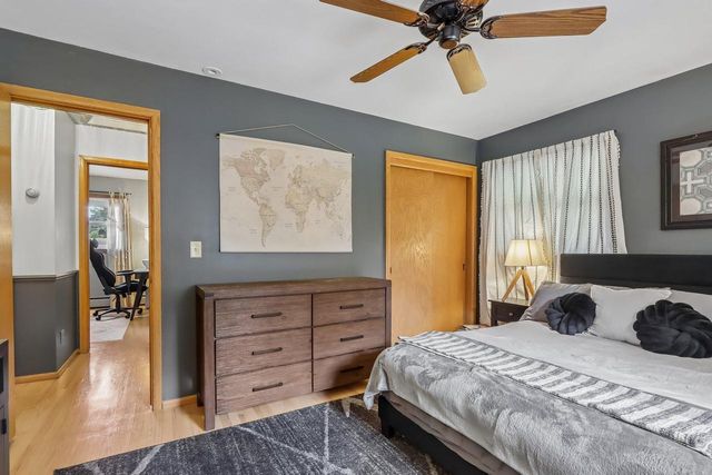 450 Rip Van Winkle DRIVE, Waukesha, WI 53186