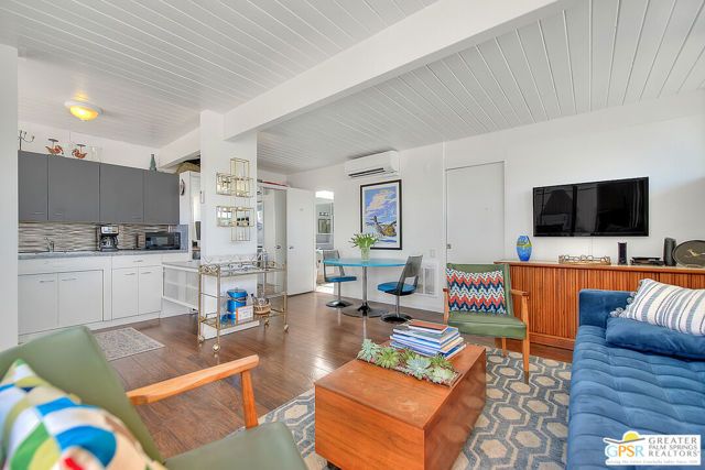 1111 E Palm Canyon Drive 225, Palm Springs, CA 92264