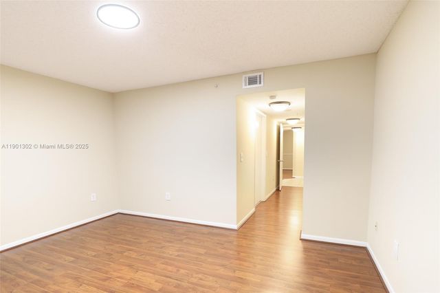 520 SE 5th Ave 2411, Fort Lauderdale, FL 33301