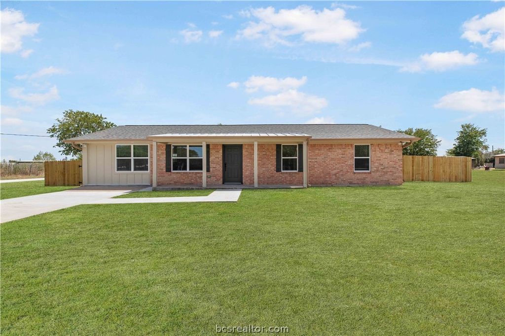 7227 Corsicana Street, Iola, TX 77861 — photo 4
