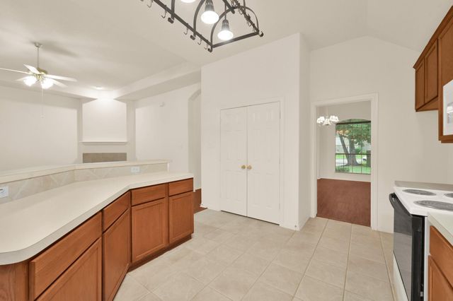 3722 Lovers Lane, Montgomery, TX 77356
