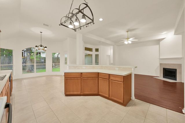 3722 Lovers Lane, Montgomery, TX 77356