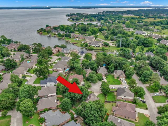 3722 Lovers Lane, Montgomery, TX 77356