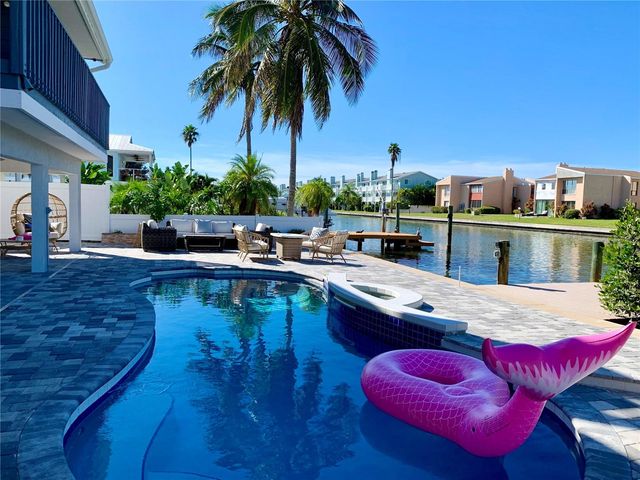 328 6TH AVENUE, Indian Rocks Beach, FL 33785