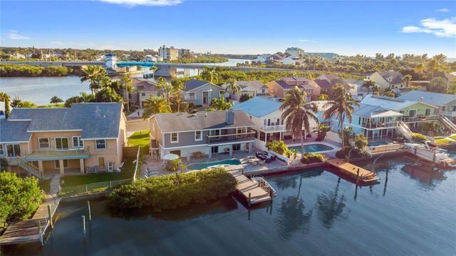 328 6TH AVENUE, Indian Rocks Beach, FL 33785