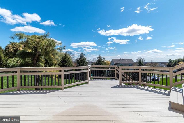 201 SUMMER RIDGE CIR, Chalfont, PA 18914