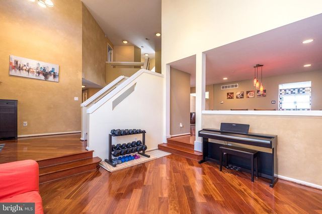 201 SUMMER RIDGE CIR, Chalfont, PA 18914