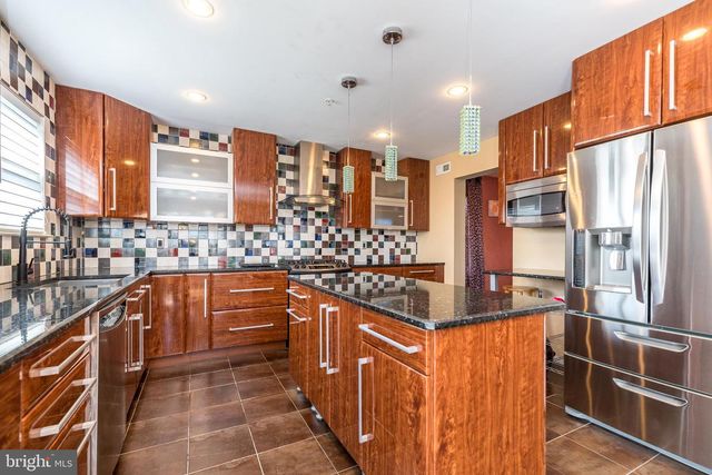 201 SUMMER RIDGE CIR, Chalfont, PA 18914