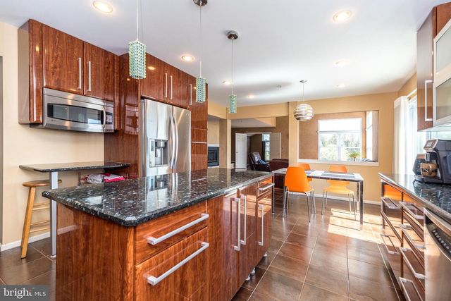 201 SUMMER RIDGE CIR, Chalfont, PA 18914