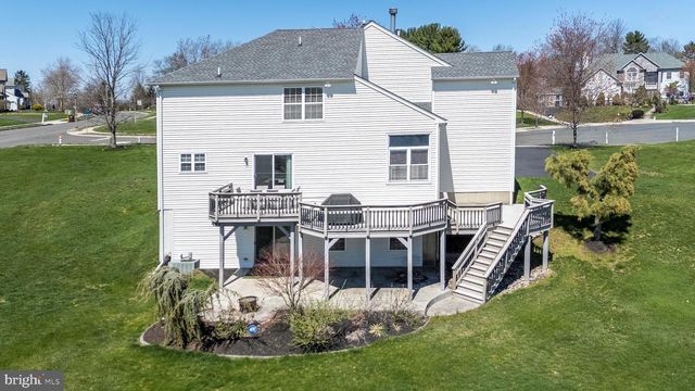 201 SUMMER RIDGE CIR, Chalfont, PA 18914