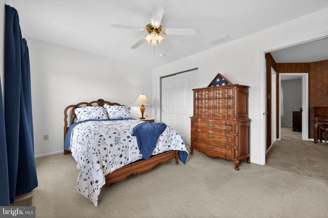 4 PATRIOT LANE, Blackwood, NJ 08012