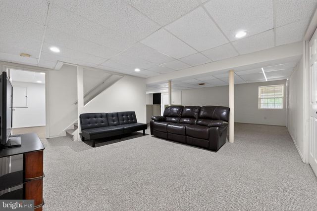 4 PATRIOT LANE, Blackwood, NJ 08012