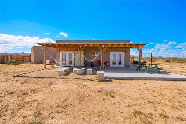 1335 Fortuna Ave, Landers, CA 92285