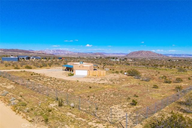 1335 Fortuna Ave, Landers, CA 92285