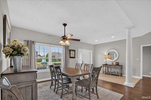 6041 Delk Drive, Evansville, IN 47711