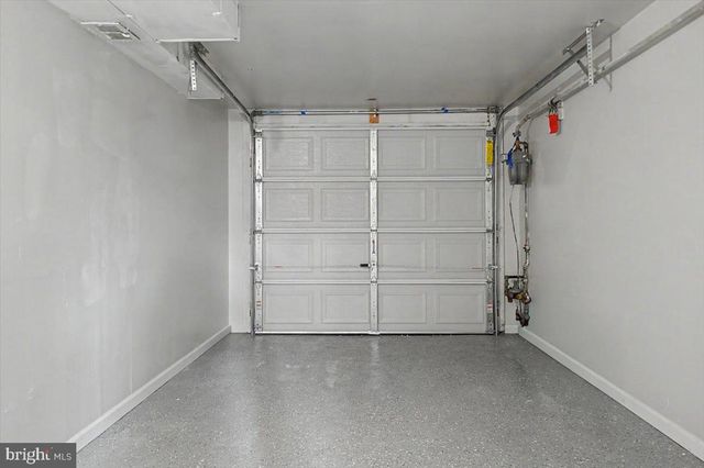 2209 RIVIERA LN, Wilmington, DE 19810