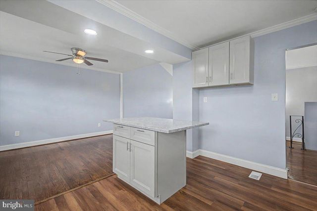 2209 RIVIERA LN, Wilmington, DE 19810