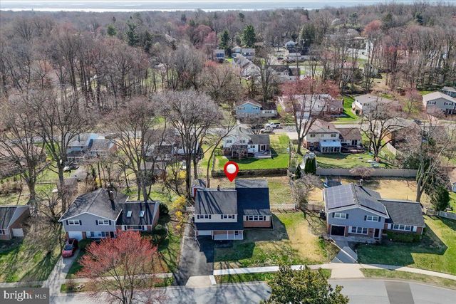 2209 RIVIERA LN, Wilmington, DE 19810