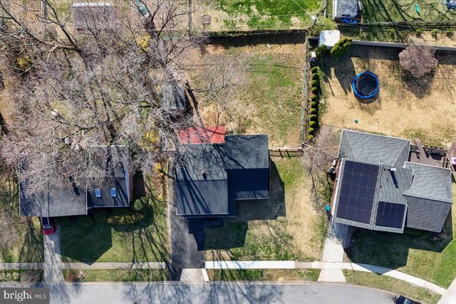 2209 RIVIERA LN, Wilmington, DE 19810