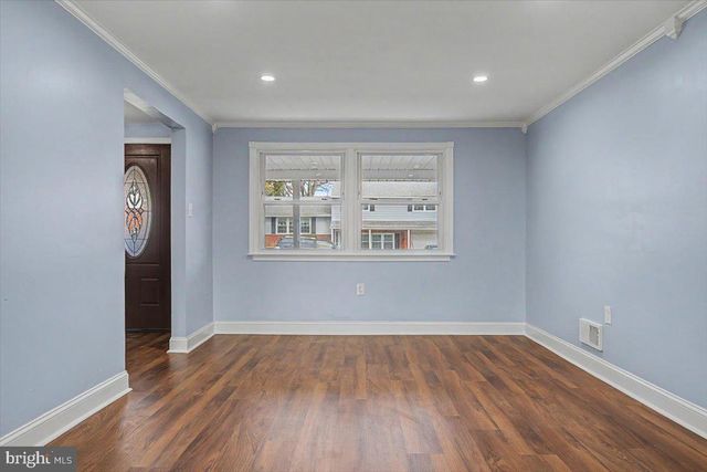 2209 RIVIERA LN, Wilmington, DE 19810