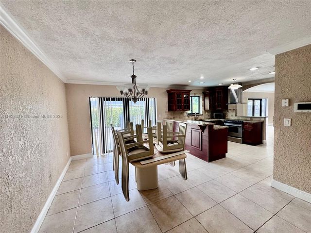 19720 SW 118th Pl, Miami, FL 33177