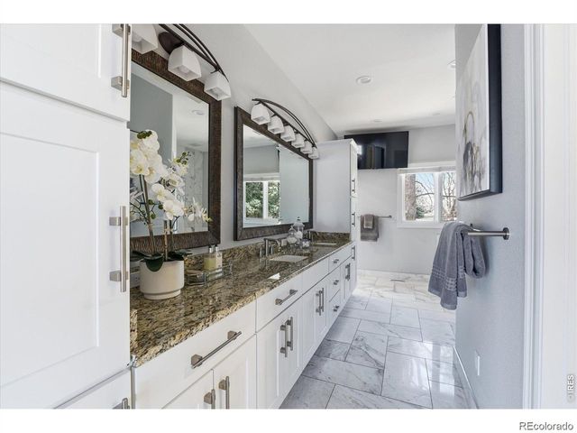 5181 Preserve Pkwy N, Greenwood Village, CO 80121