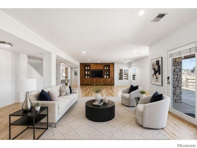 5181 Preserve Pkwy N, Greenwood Village, CO 80121